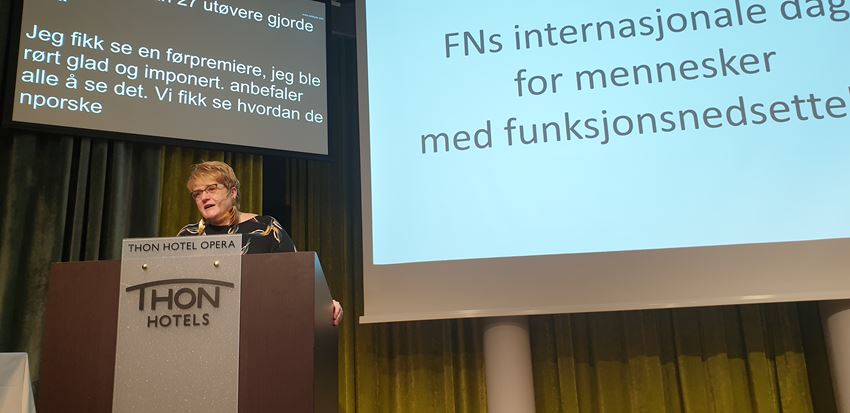 Trine Skei Grande presenterer Handlingsplanen for likeatilling av funksjonshemmede